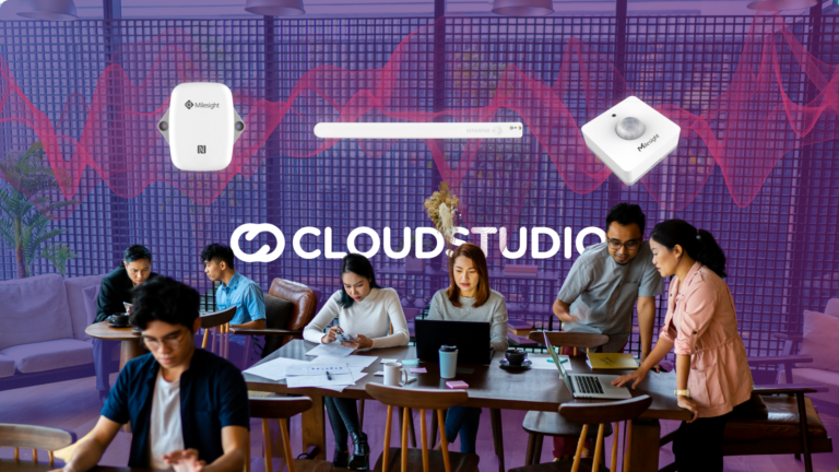 Espacio de coworking con jóvenes profesionales trabajando en equipo, superpuesto con sensores IoT de Cloud Studio (incluyendo sensores de ocupación y ambiente). El logo de Cloud Studio aparece destacado, mostrando la monitorización en tiempo real para espacios compartidos más inteligentes.